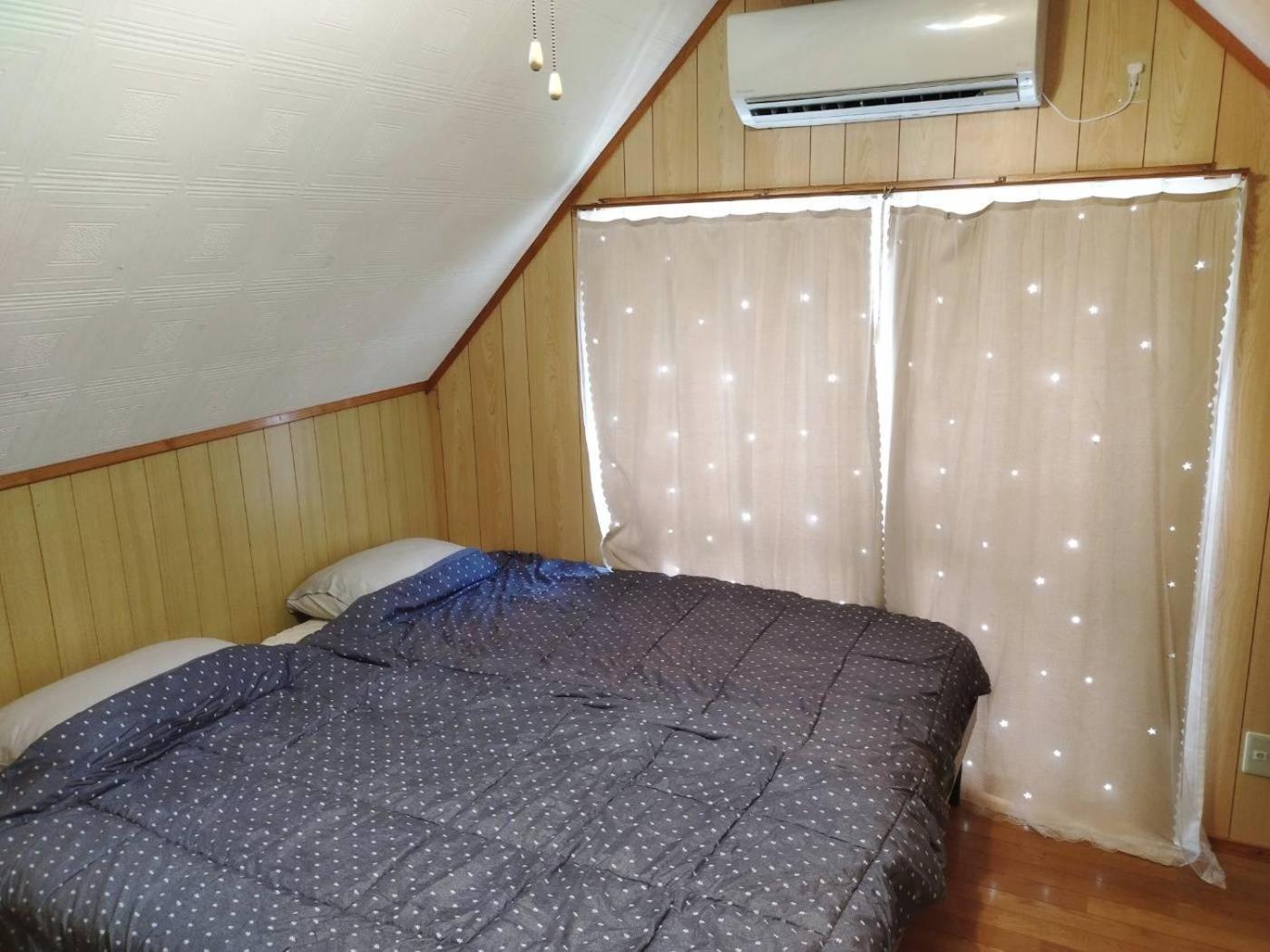 Cottage Blue Onna Dış mekan fotoğraf